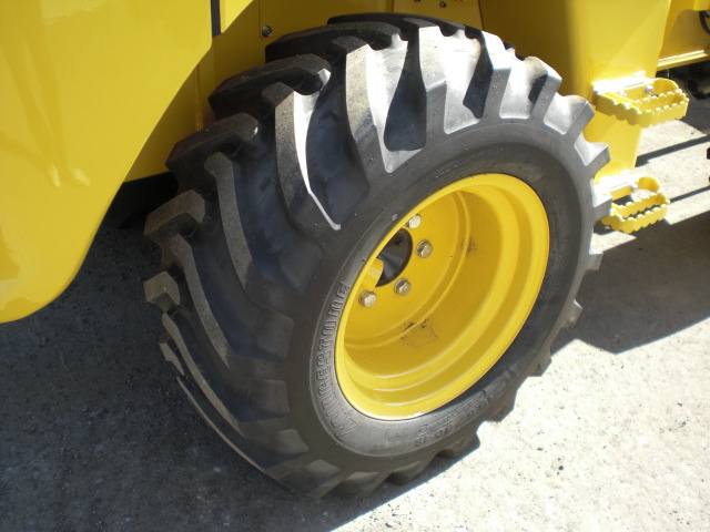 V4-7 74001 09.JPG
